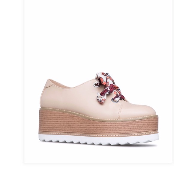 Platform flats - Picture 3 of 4